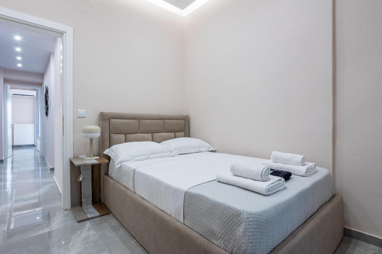 Luxury Downtown Apartment E1 Szaloniki Kültér fotó