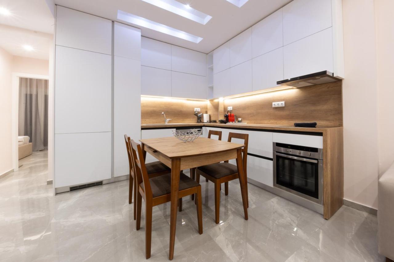 Luxury Downtown Apartment E1 Szaloniki Kültér fotó