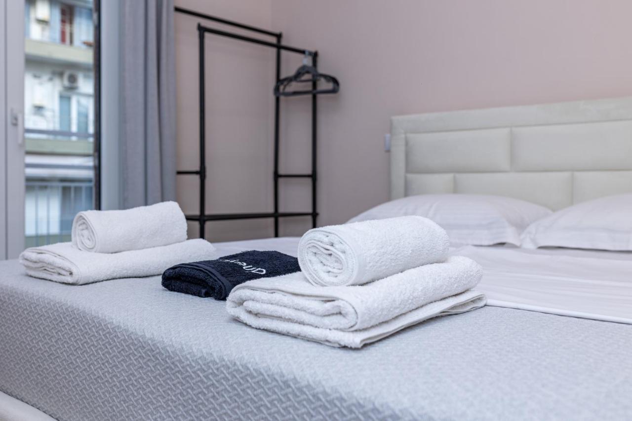 Luxury Downtown Apartment E1 Szaloniki Kültér fotó